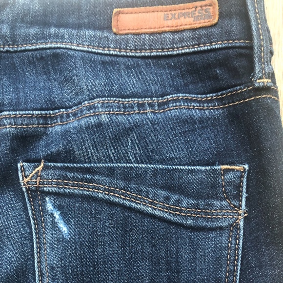 Express Mid Rise Distressed Legging Jeans - Picture 3 of 5